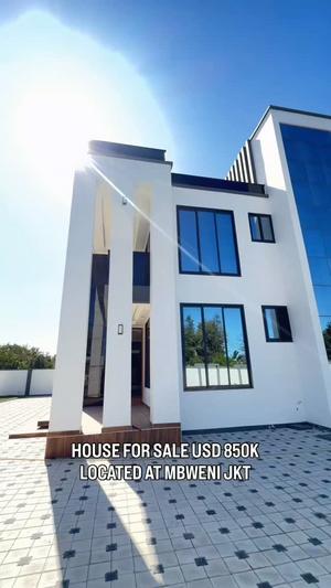 5 Bedrooms House for Sale in Mbweni JKT, Dar Es Salaam (1000 sqm) 5 Bedrooms House for Sale in Mbweni JKT, Dar Es Salaam (1000 sqm)