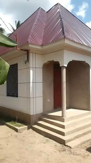Nyumba ya vyumba vitatu inauzwa Kibaha Kongowe, Pwani (400 sqm) Nyumba ya vyumba vitatu inauzwa Kibaha Kongowe, Pwani (400 sqm)