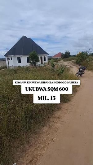 Kiwanja kinauzwa Kibamba Hondogo-Muheza, Dar Es Salaam (640 sqm)