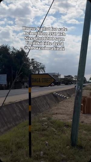 Kiwanja kinauzwa Mbweni Malindi, Dar Es Salaam (1200 sqm) Kiwanja kinauzwa Mbweni Malindi, Dar Es Salaam (1200 sqm)