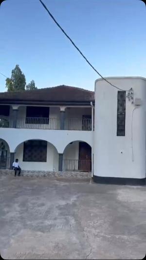 8 Bedrooms House for Rent in Mikocheni Kwa Warioba, Dar Es Salaam 8 Bedrooms House for Rent in Mikocheni Kwa Warioba, Dar Es Salaam