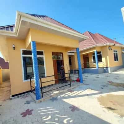 Apartment ya vyumba vitatu inapangishwa Mbezi Mwisho, Dar Es Salaam