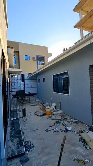 Nyumba ya vyumba vitatu inapangishwa Kinondoni Morocco, Dar Es Salaam Nyumba ya vyumba vitatu inapangishwa Kinondoni Morocco, Dar Es Salaam
