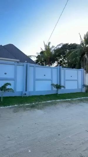 Nyumba ya vyumba vitatu inauzwa Tegeta Namanga, Dar Es Salaam (500 sqm)