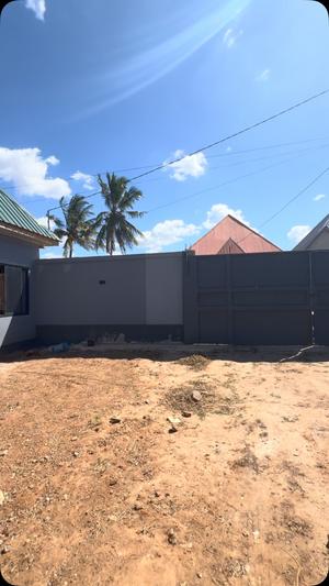 Nyumba ya chumba kimoja inapangishwa Kigamboni Kisiwani, Dar Es Salaam Nyumba ya chumba kimoja inapangishwa Kigamboni Kisiwani, Dar Es Salaam