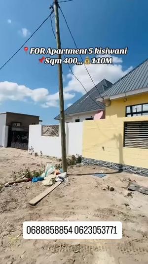 Nyumba ya vyumba vitano inauzwa Kigamboni, Dar Es Salaam (400 sqm) Nyumba ya vyumba vitano inauzwa Kigamboni, Dar Es Salaam (400 sqm)