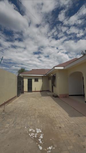 Nyumba ya vyumba vitatu inapangishwa Kigamboni-Darajani, Dar Es Salaam Nyumba ya vyumba vitatu inapangishwa Kigamboni-Darajani, Dar Es Salaam
