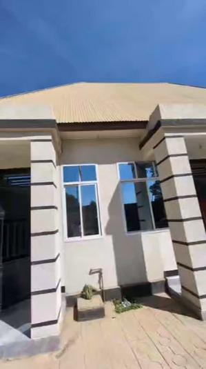 Apartment ya chumba kimoja inapangishwa Mbeya Mjini Apartment ya chumba kimoja inapangishwa Mbeya Mjini