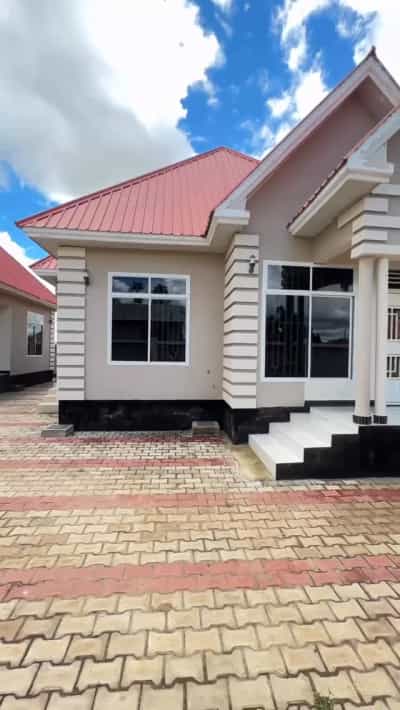 Nyumba ya vyumba vitatu inapangishwa Ilazo, Dodoma Nyumba ya vyumba vitatu inapangishwa Ilazo, Dodoma