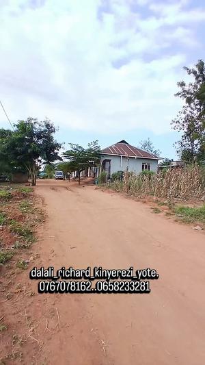 Kiwanja kinauzwa Tabata Kinyerezi Kifuru, Dar Es Salaam sqm 1221 Kiwanja kinauzwa Tabata Kinyerezi Kifuru, Dar Es Salaam sqm 1221