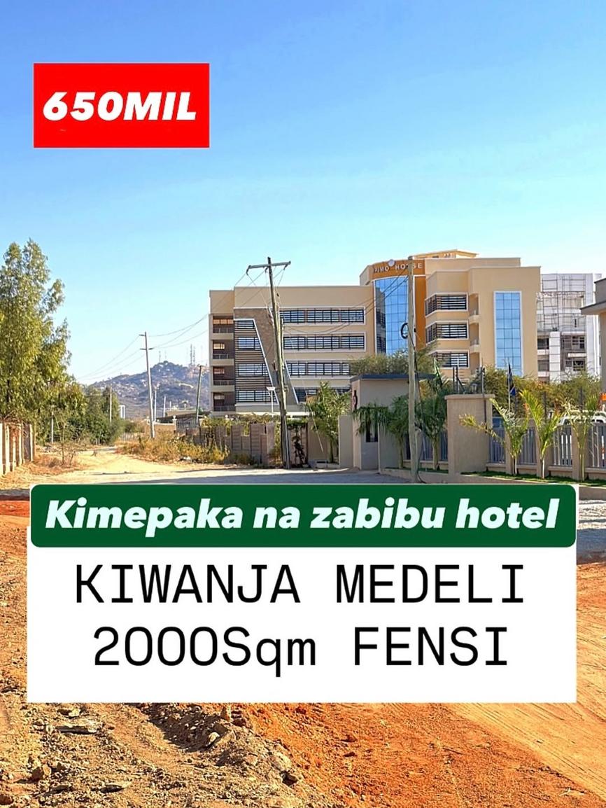 media -1 media -1