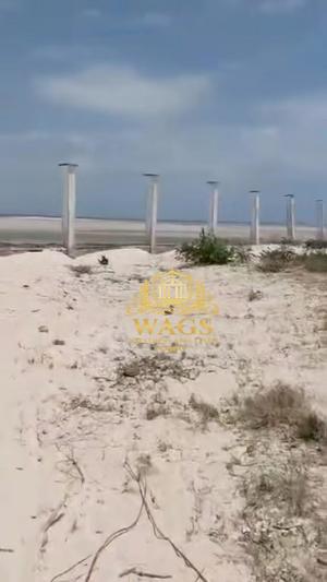 Beach Plot kinauzwa Mwongozo, Dar Es Salaam (2.25 acre) Beach Plot kinauzwa Mwongozo, Dar Es Salaam (2.25 acre)