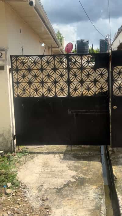 Nyumba inauzwa Sinza, Dar Es Salaam (300 sqm)