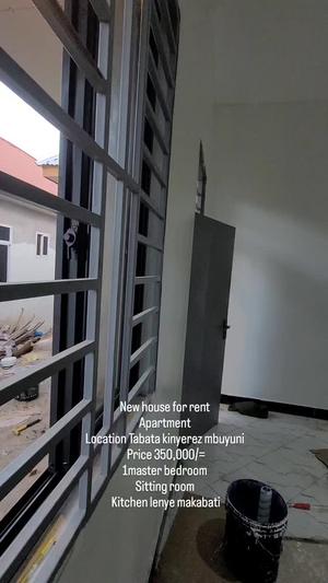 Apartment ya chumba kimoja inapangishwa Tabata Kinyerezi Mbuyuni, Dar Es Salaam Apartment ya chumba kimoja inapangishwa Tabata Kinyerezi Mbuyuni, Dar Es Salaam