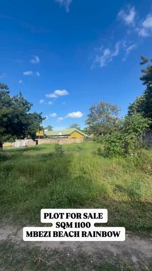 Kiwanja kinauzwa Mbezi Beach, Dar Es Salaam sqm 1100