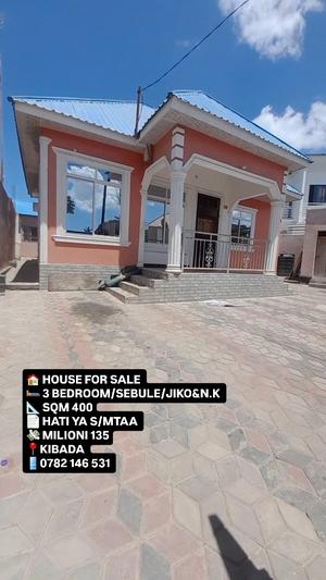 Nyumba ya vyumba vitatu inauzwa Kibada, Dar Es Salaam (400 sqm) Nyumba ya vyumba vitatu inauzwa Kibada, Dar Es Salaam (400 sqm)