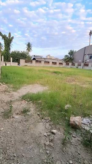 Kiwanja (Commercial Plot) kinapangishwa Sinza A, Dar Es Salaam (1320 sqm) Kiwanja (Commercial Plot) kinapangishwa Sinza A, Dar Es Salaam (1320 sqm)