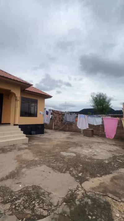 Nyumba ya vyumba vitatu inapangishwa Kibada Block 2, Dar Es Salaam