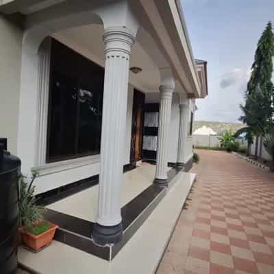 Nyumba inauzwa Buhongwa Bugugu, Mwanza