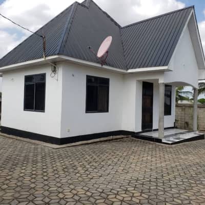 Nyumba ya vyumba vitatu inauzwa Buyuni, Dar Es Salaam