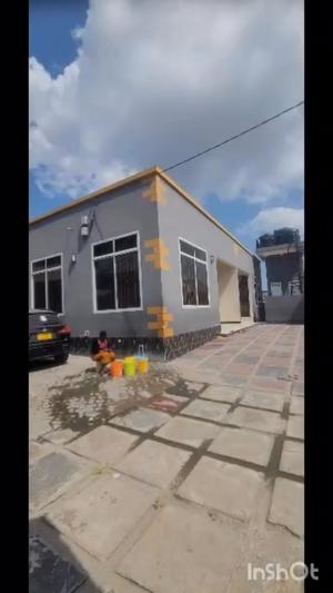 Nyumba ya vyumba viwili inapangishwa Tabata Aroma, Dar Es Salaam Nyumba ya vyumba viwili inapangishwa Tabata Aroma, Dar Es Salaam