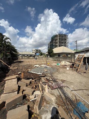Kiwanja kinauzwa Victoria, Dar Es Salaam sqm 770