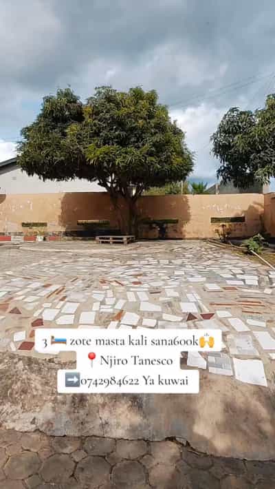 Nyumba ya vyumba vitatu inapangishwa NJIRO TANESCO, Arusha