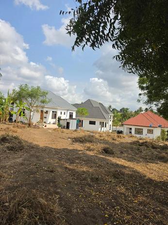 Kiwanja kinauzwa Madale Msumi, Dar Es Salaam sqm 1100 Kiwanja kinauzwa Madale Msumi, Dar Es Salaam sqm 1100