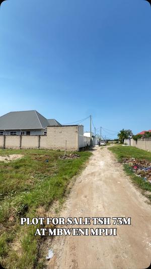 Kiwanja kinauzwa Mbweni Mpiji, Dar Es Salaam sqm 450 Kiwanja kinauzwa Mbweni Mpiji, Dar Es Salaam sqm 450