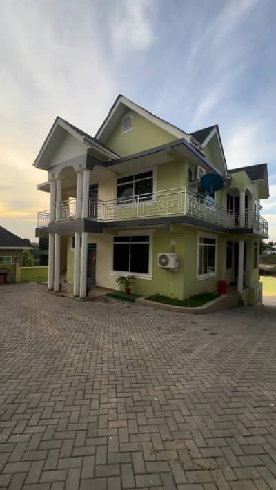 Nyumba ya vyumba vitatu inapangishwa Dar Es Salaam