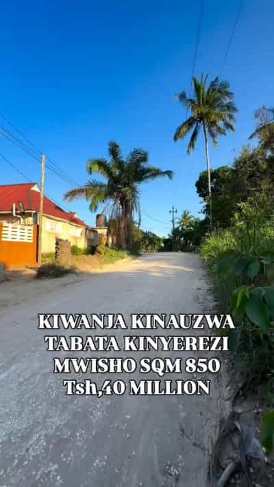Kiwanja kinauzwa TABATA KINYEREZI MWISHO, Dar Es Salaam (850 sqm) Kiwanja kinauzwa TABATA KINYEREZI MWISHO, Dar Es Salaam (850 sqm)