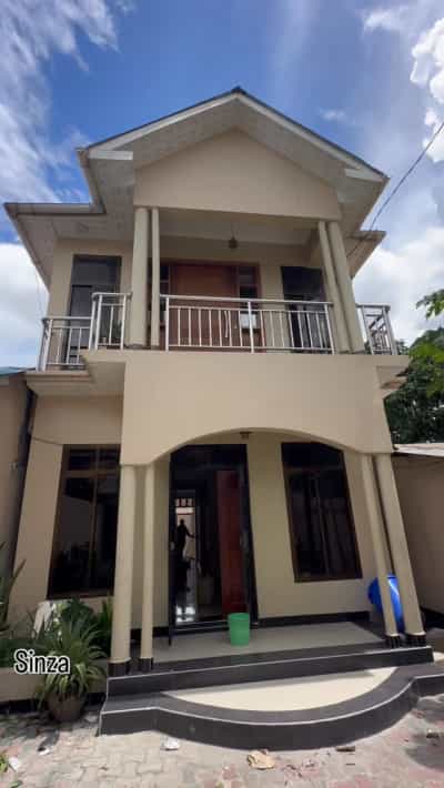 Nyumba ya vyumba vitatu inapangishwa Sinza, Dar Es Salaam