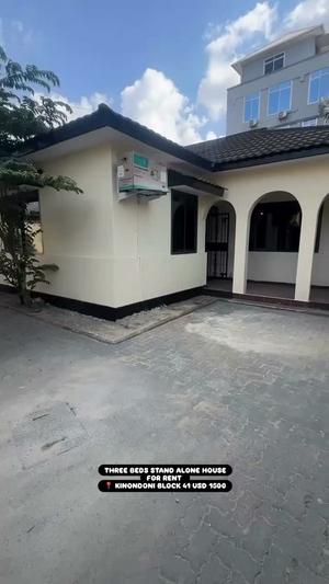 Apartment ya vyumba vitatu inapangishwa Kinondoni Morroco, Dar Es Salaam Apartment ya vyumba vitatu inapangishwa Kinondoni Morroco, Dar Es Salaam