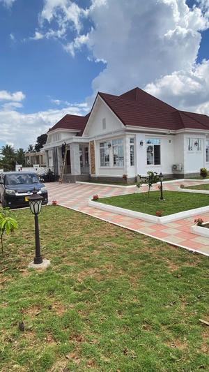 Nyumba ya vyumba 7 inauzwa Goba, Dar Es Salaam Nyumba ya vyumba 7 inauzwa Goba, Dar Es Salaam