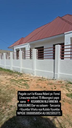 Nyumba ya vyumba vitatu inauzwa Kigamboni Mji Mwema Kibugumo, Dar Es Salaam (800 sqm) Nyumba ya vyumba vitatu inauzwa Kigamboni Mji Mwema Kibugumo, Dar Es Salaam (800 sqm)