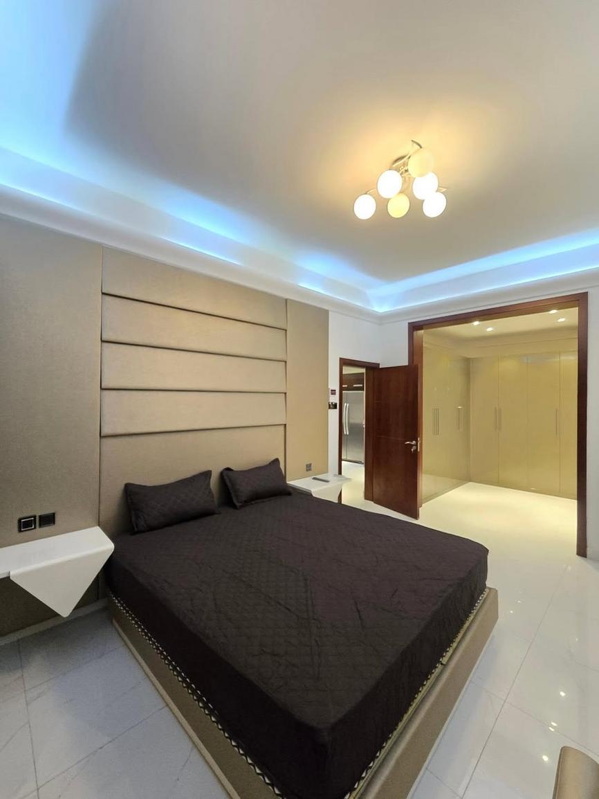 media -5