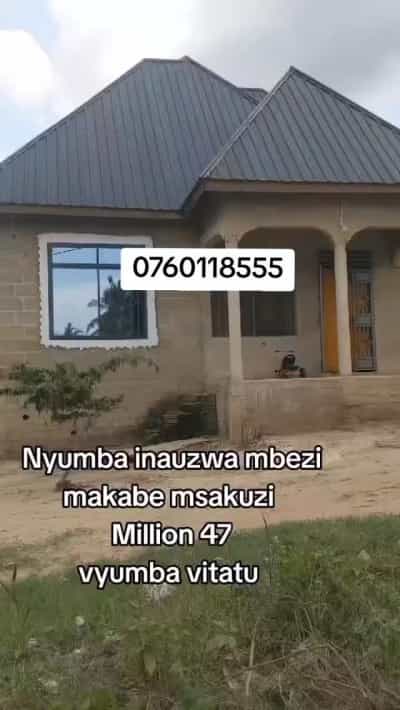 3 Bedrooms House for Sale in Mbezi Makabe Msakuzi, Dar Es Salaam (380 sqm)