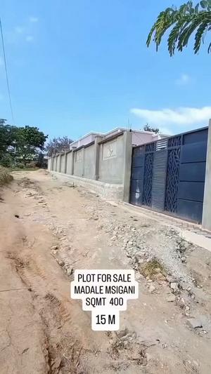 Kiwanja kinauzwa Madale Msigani, Dar Es Salaam (400 sqm) Kiwanja kinauzwa Madale Msigani, Dar Es Salaam (400 sqm)