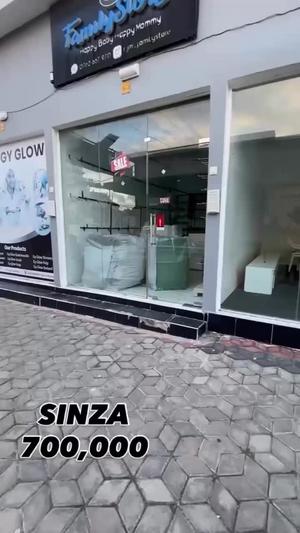 Duka linapangishwa Sinza, Dar Es Salaam