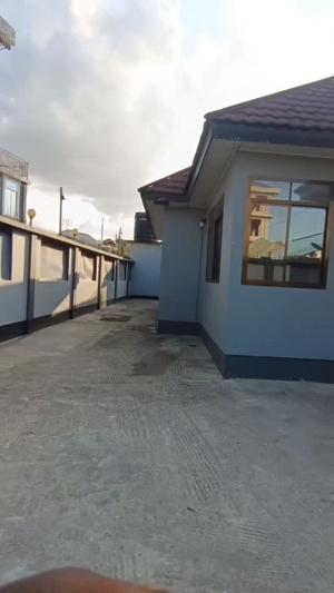 Nyumba ya vyumba vitatu inapangishwa Sinza, Dar Es Salaam