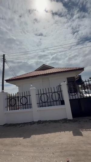 Apartment ya vyumba vitatu inauzwa Tabata Kimanga, Dar Es Salaam (700 sqm)