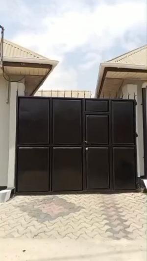 Nyumba ya chumba kimoja inapangishwa Tabata Barakuda, Dar Es Salaam Nyumba ya chumba kimoja inapangishwa Tabata Barakuda, Dar Es Salaam
