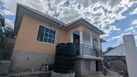 Nyumba ya vyumba vitatu inauzwa Mbezi Malamba Mawili, Dar Es Salaam (500 sqm) Nyumba ya vyumba vitatu inauzwa Mbezi Malamba Mawili, Dar Es Salaam (500 sqm)