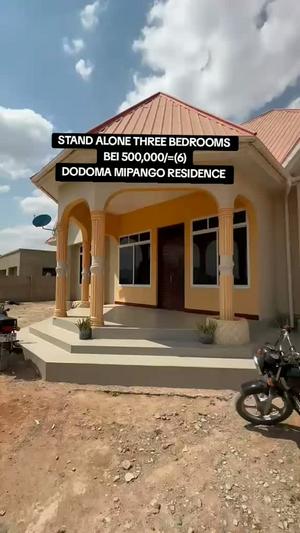 Nyumba ya vyumba vitatu inapangishwa Mipango Residence, Dodoma Nyumba ya vyumba vitatu inapangishwa Mipango Residence, Dodoma
