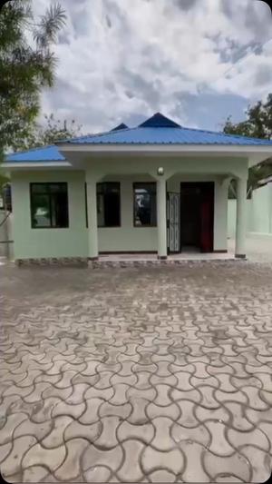 Nyumba ya vyumba viwili inapangishwa Makongo Mwanzo, Dar Es Salaam