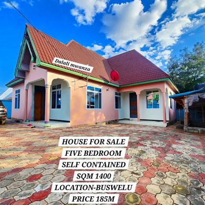 Nyumba ya vyumba vitano inauzwa Buswelu, Mwanza (1400 sqm) Nyumba ya vyumba vitano inauzwa Buswelu, Mwanza (1400 sqm)
