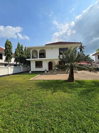 Nyumba ya vyumba vinne inapangishwa Kawe Beach, Dar Es Salaam