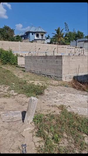 Kiwanja kinauzwa Goba Mnadani, Dar Es Salaam (170 sqm)