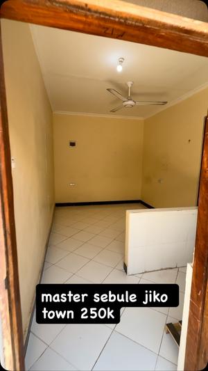 Nyumba inapangishwa Dodoma Makulu