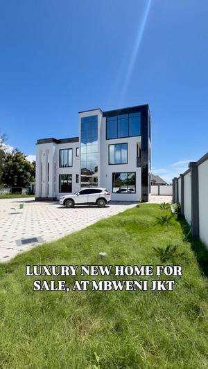 Nyumba ya vyumba 6 inauzwa Mbweni JKT, Dar Es Salaam (1200 sqm)